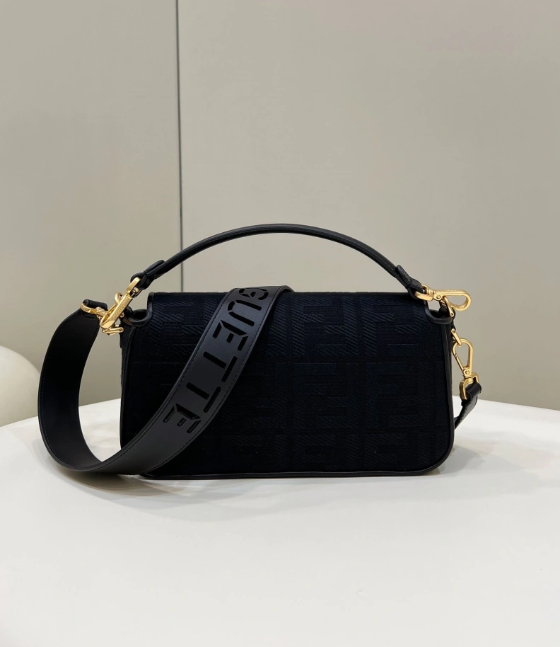 EyeCatching Fxndx Baguette Bags 68588