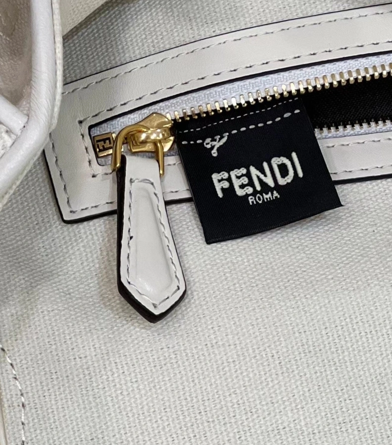 Resilient Fxndx Baguette Bags 68631