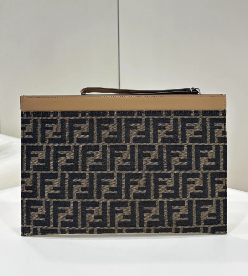 Versatile Fxndx Clutch Bags 68561