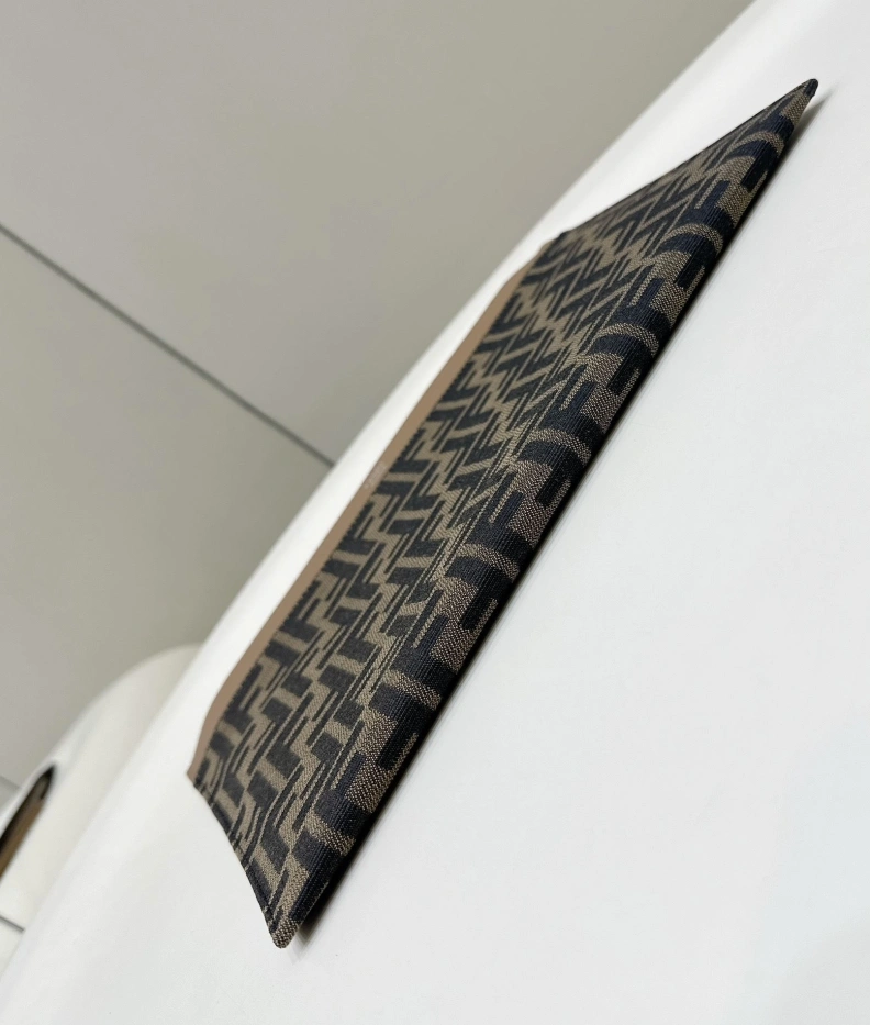 Versatile Fxndx Clutch Bags 68561