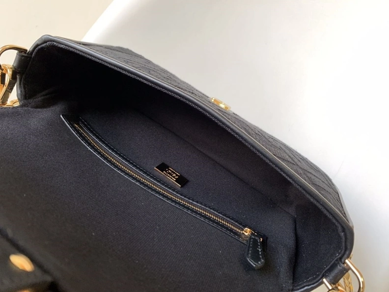 Bold Fxndx Baguette Bags 68577