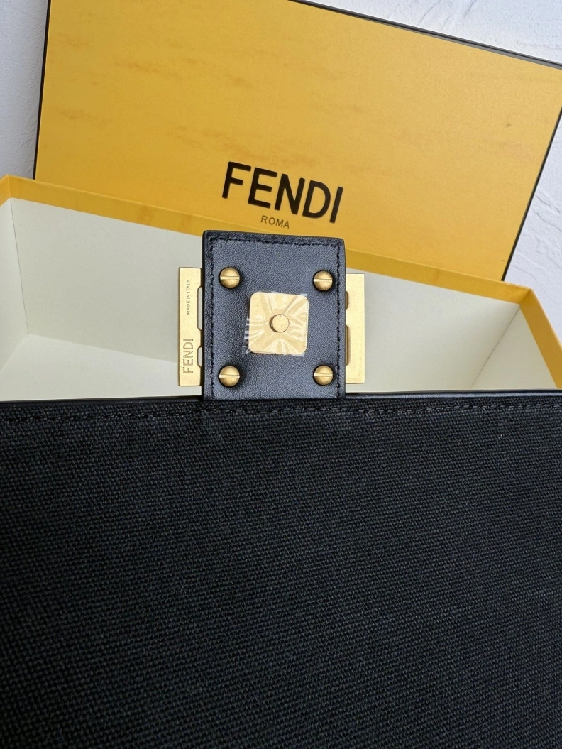 Classic Fxndx Baguette Bags 68424