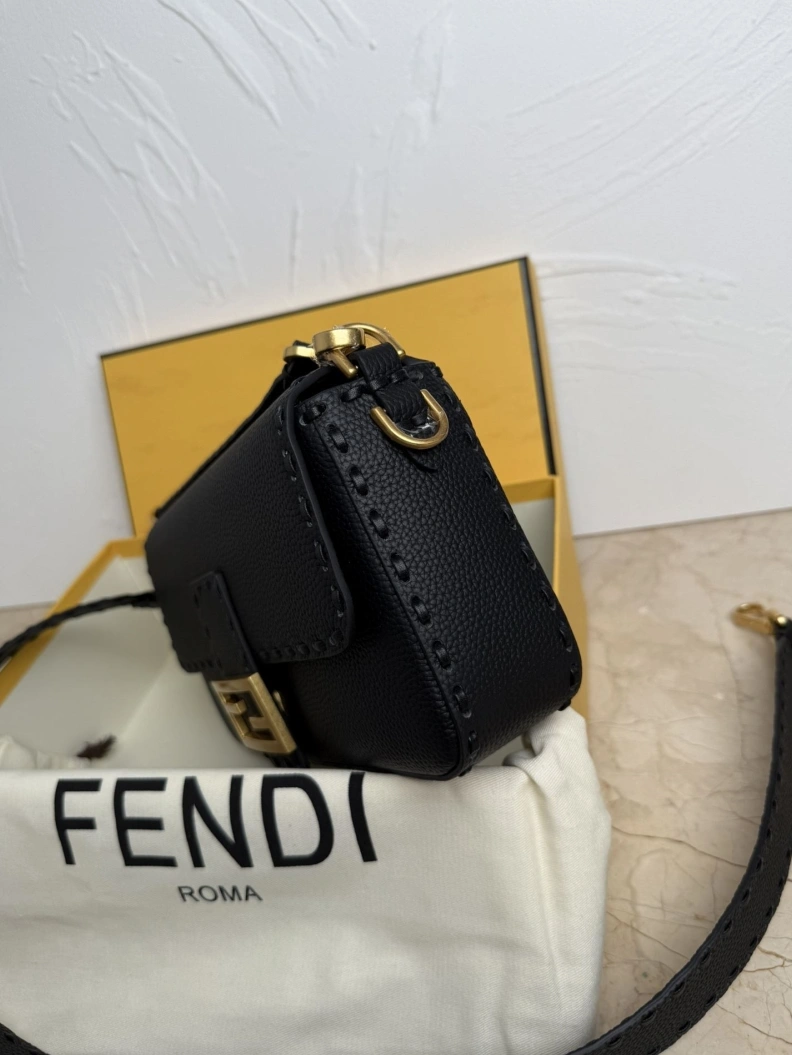 Sophisticated Fxndx Baguette Bags 68430