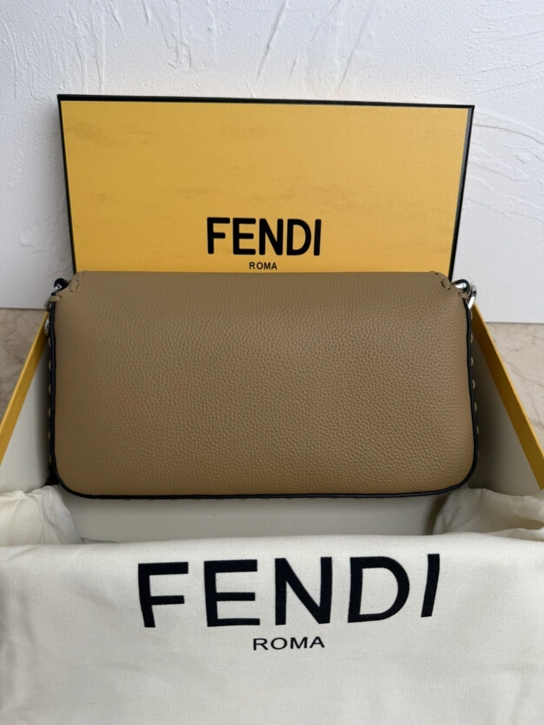 Fashionable Fxndx Baguette Bags 68401