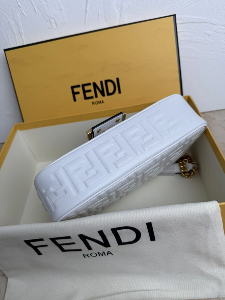 Resilient Fxndx Baguette Bags 68426