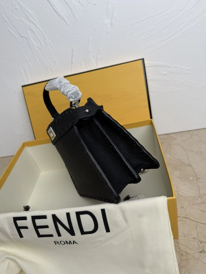 UrbanStyle Fxndx Top Handle Bags 68360