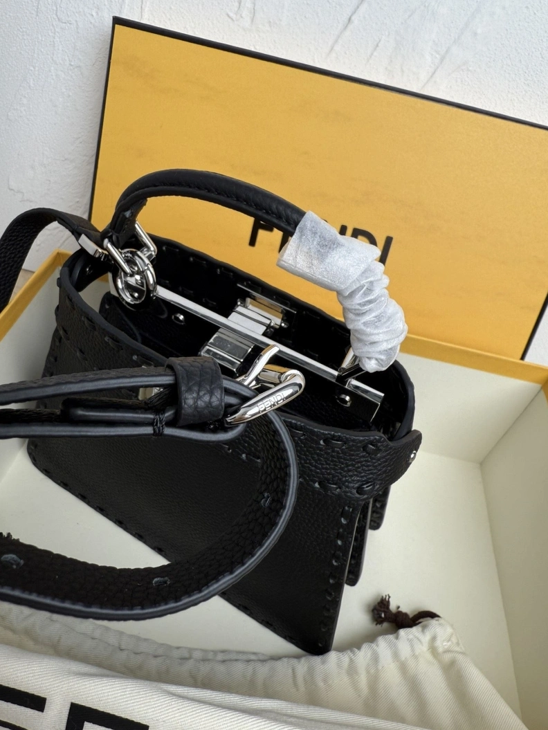 UrbanStyle Fxndx Top Handle Bags 68360