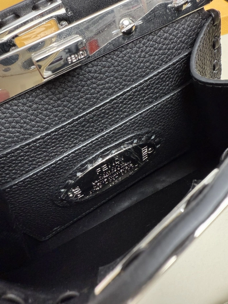 UrbanStyle Fxndx Top Handle Bags 68360