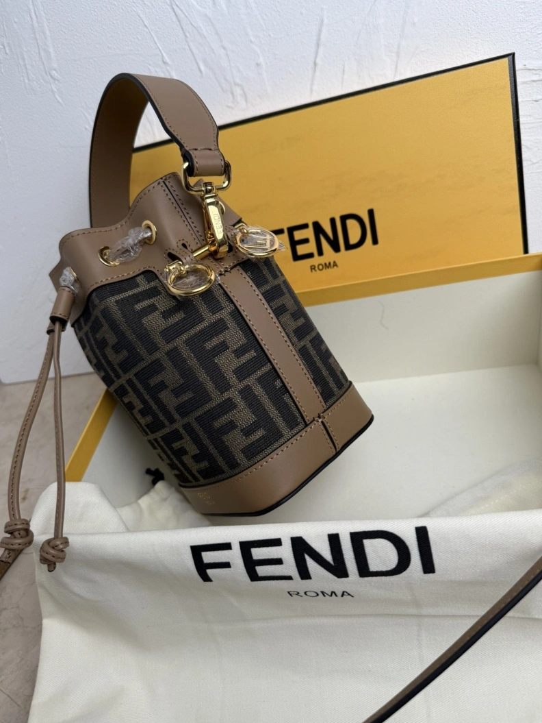 Fxndx Bucket Bags Modern 68385