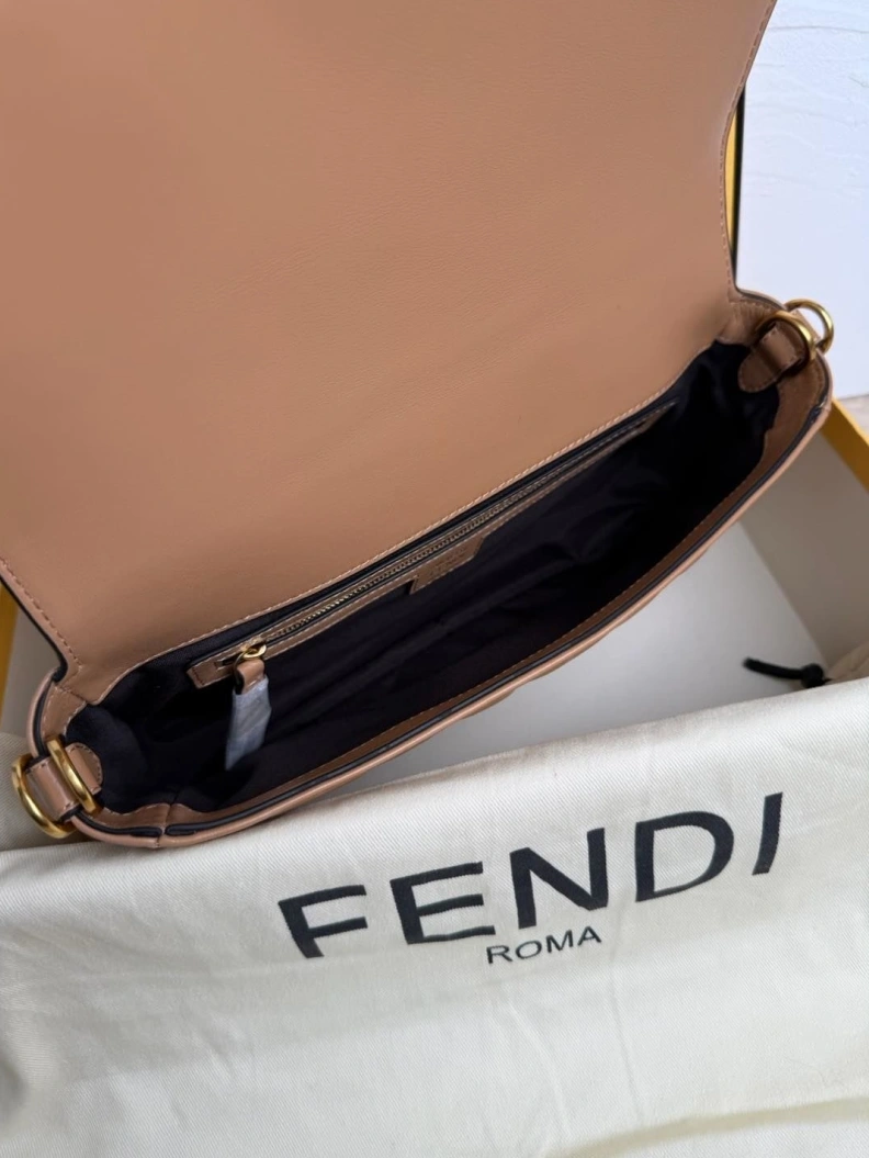 Cozy Fxndx Baguette Bags 68368