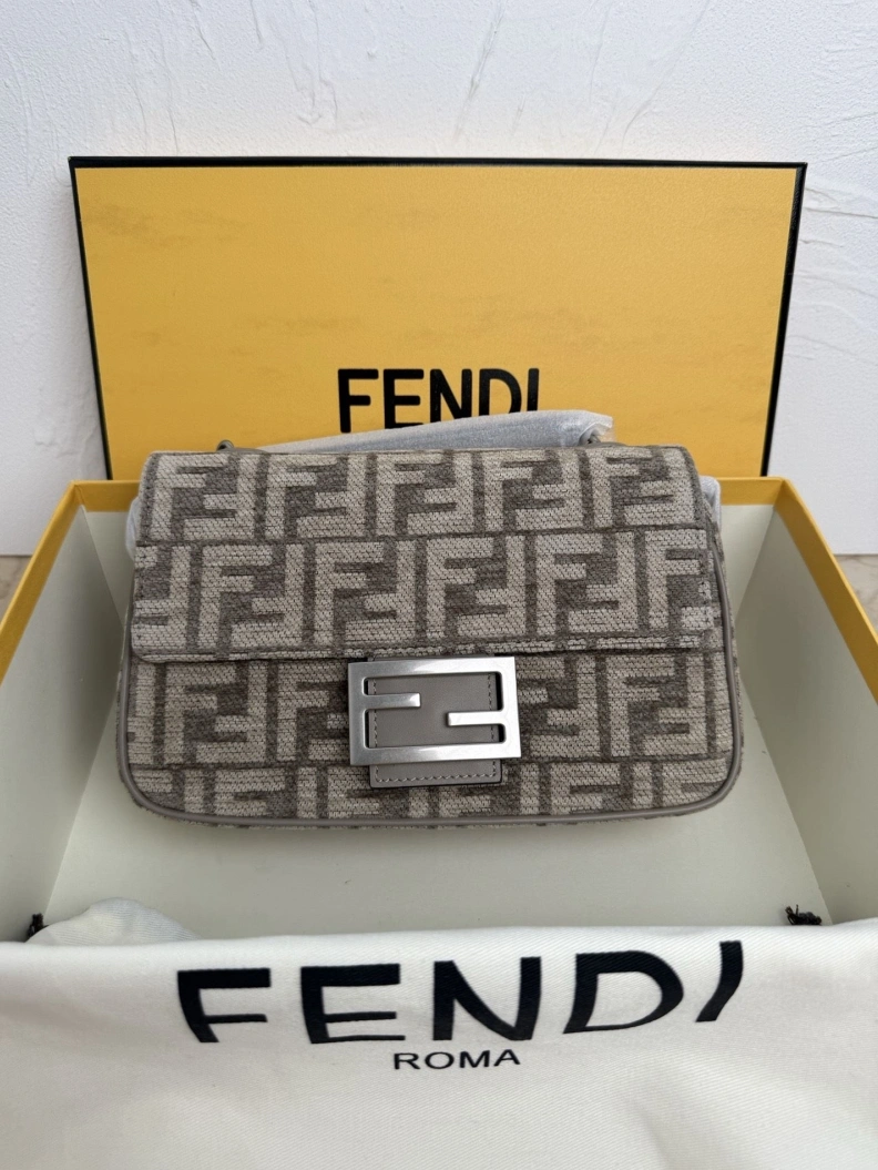 Popular Fxndx Baguette Bags 68418