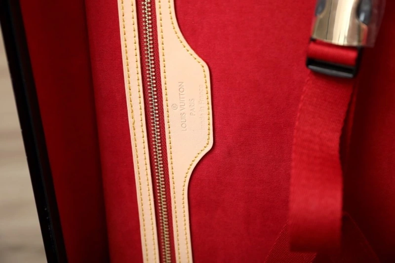 LX Suitcase Flexible 25778