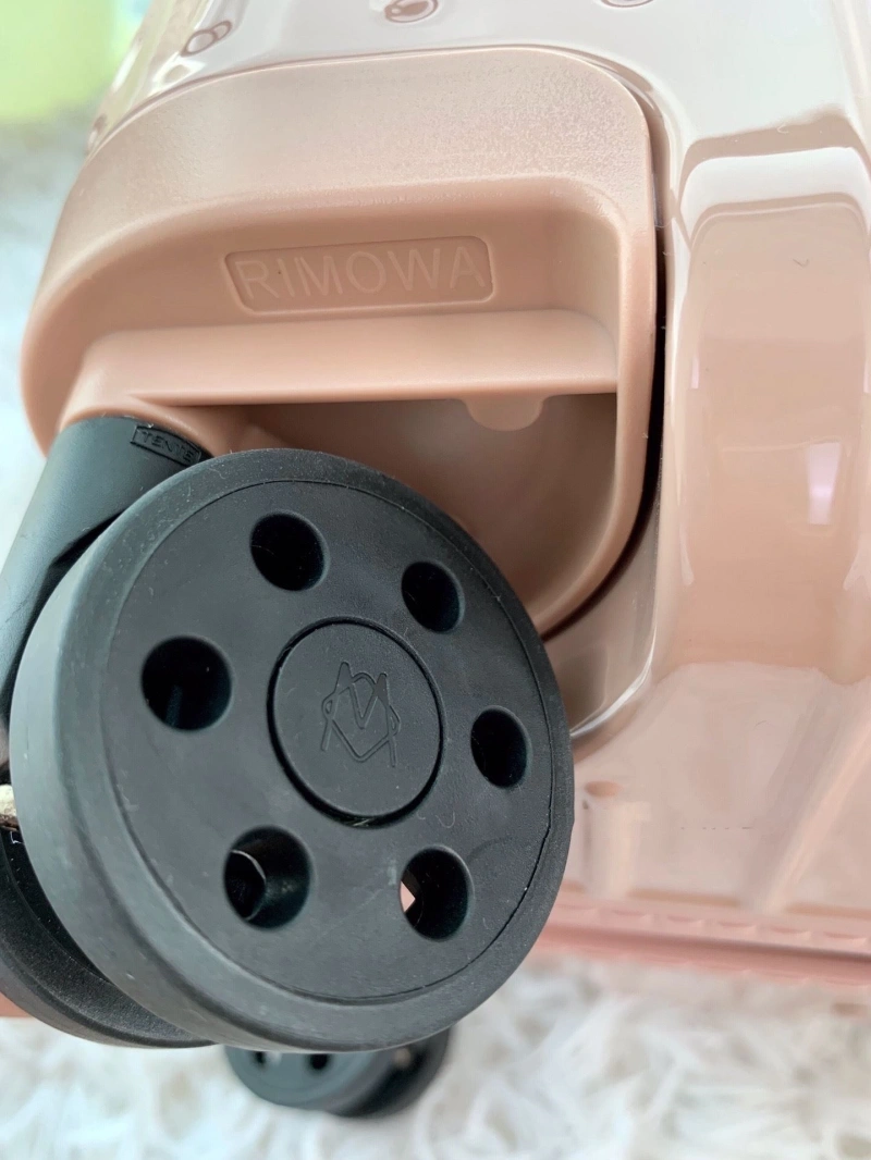 Cozy Rxmxwa Suitcase 25578