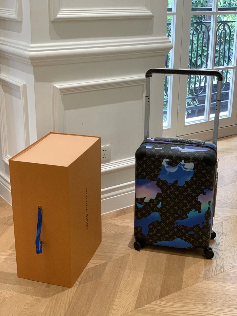LX Suitcase Comfortable 25723