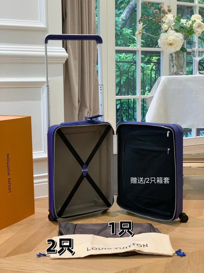 Soft LX Suitcase 25710