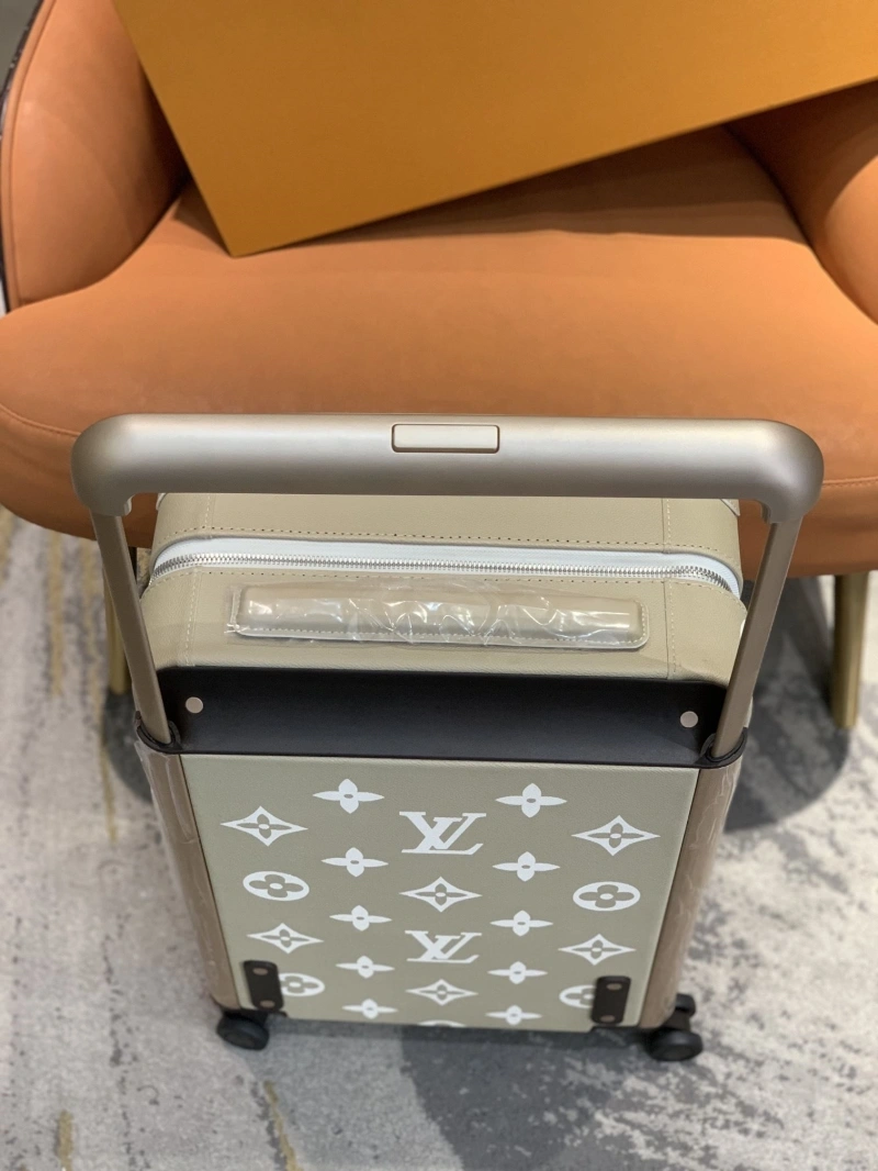 Efficient LX Suitcase 25760