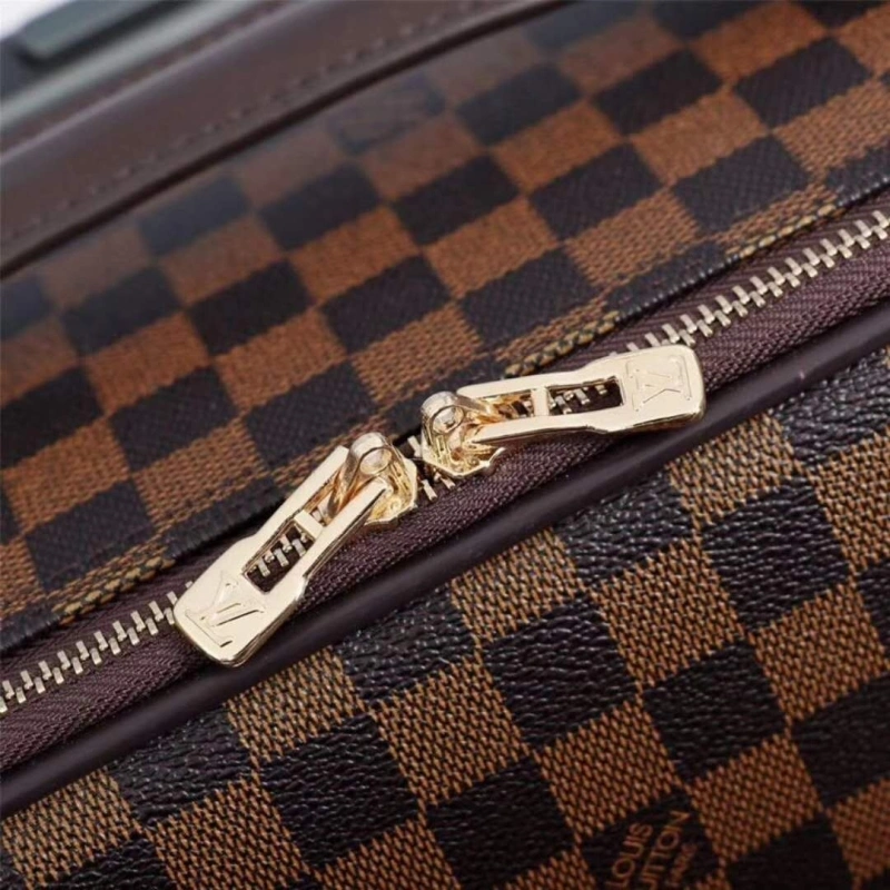 LX Suitcase Affordable 25712