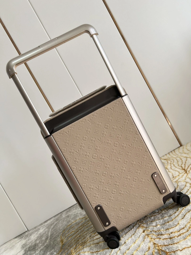 Minimalist LX Suitcase 25679
