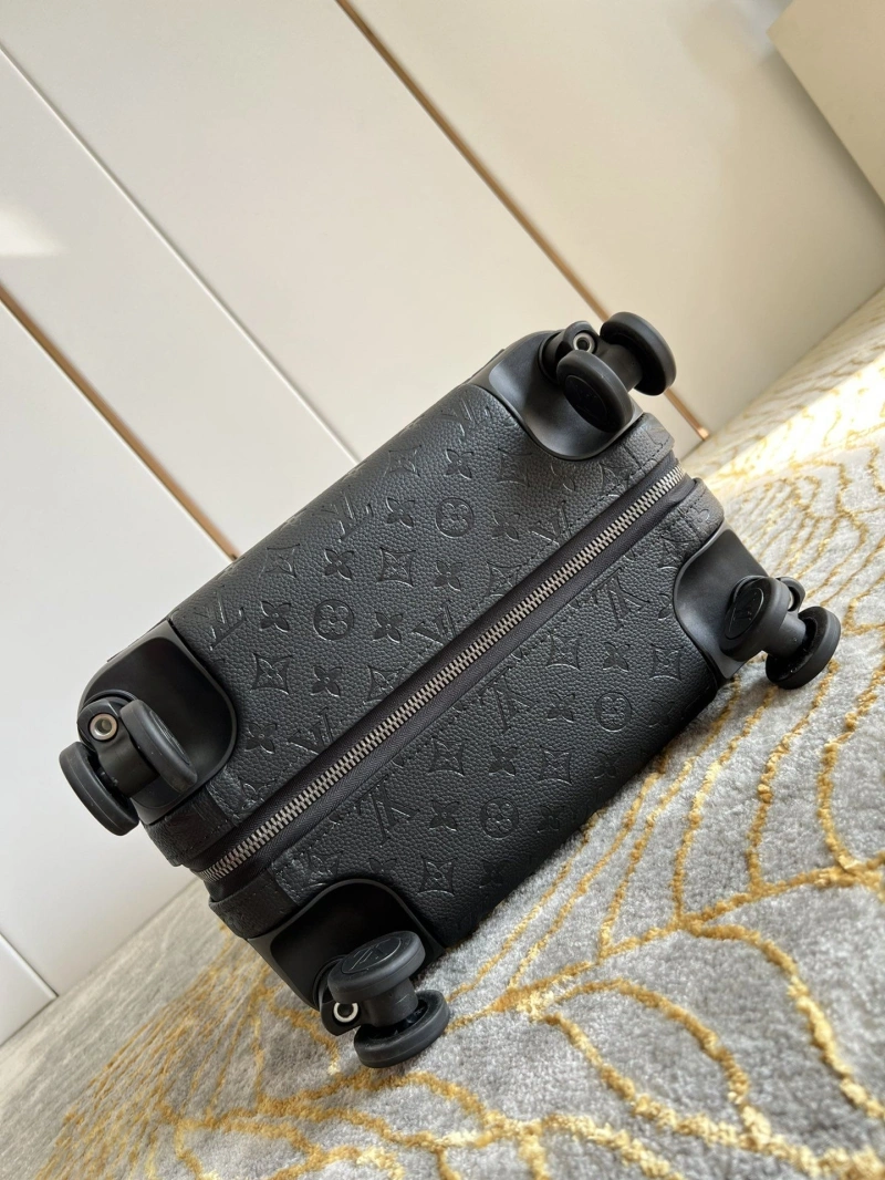 UrbanStyle LX Suitcase 25662