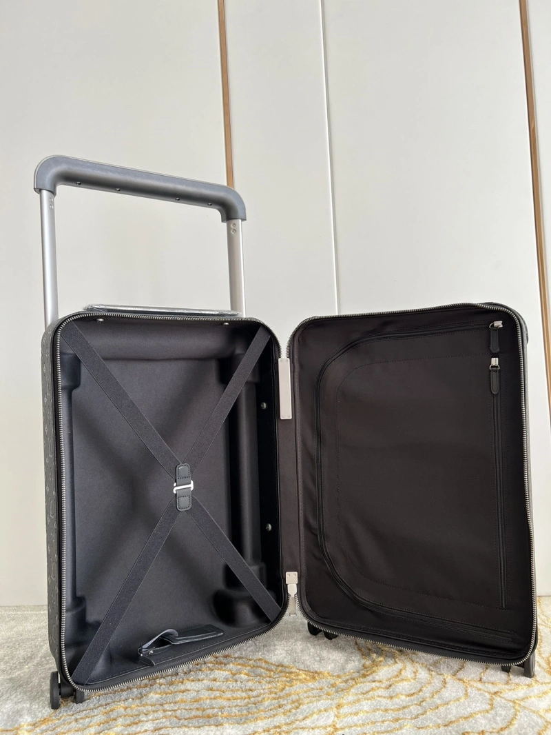 UrbanStyle LX Suitcase 25662