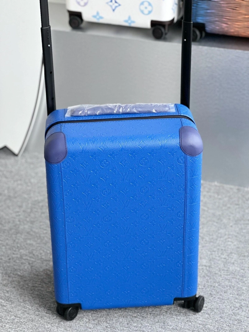 GoodFit LX Suitcase 25752