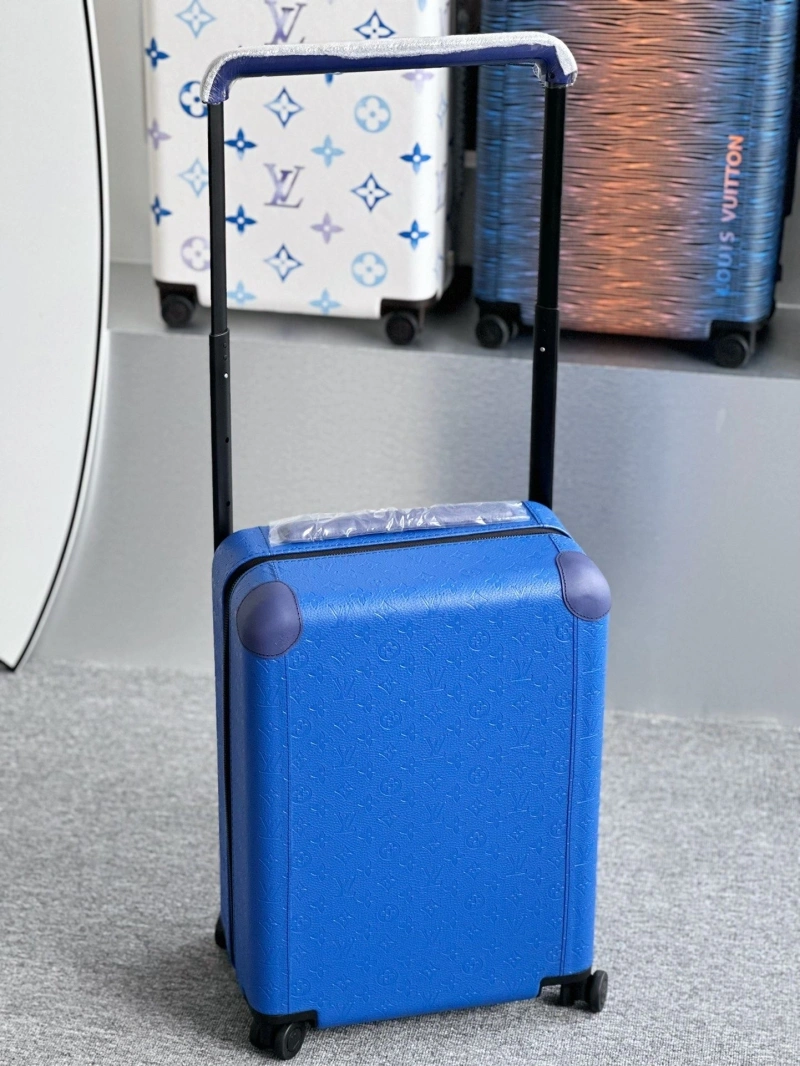 GoodFit LX Suitcase 25752