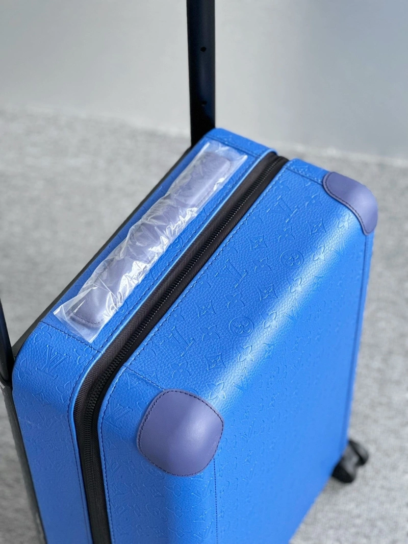 GoodFit LX Suitcase 25752