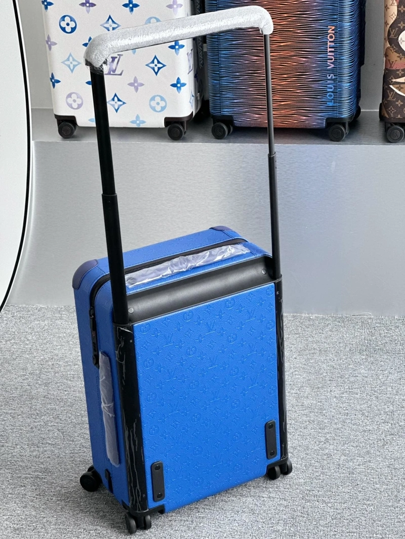 GoodFit LX Suitcase 25752