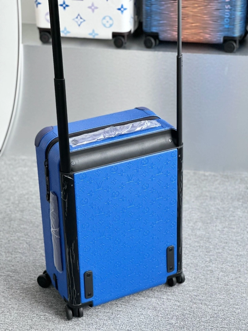 GoodFit LX Suitcase 25752