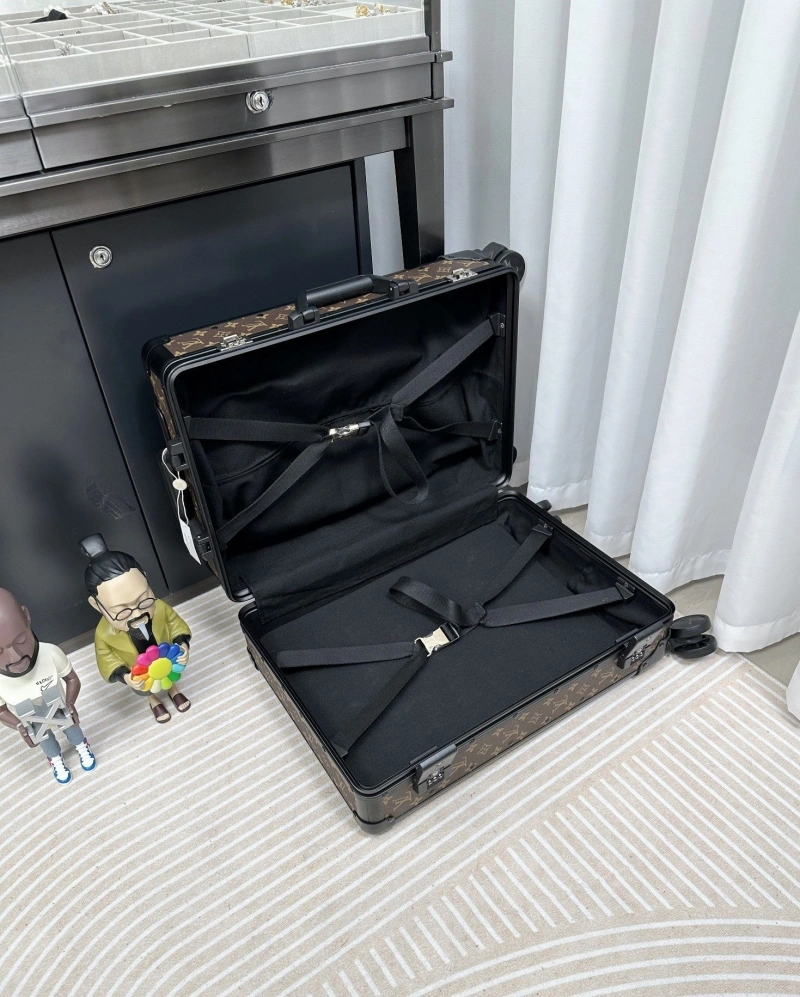 LX Suitcase Lightweight 25730