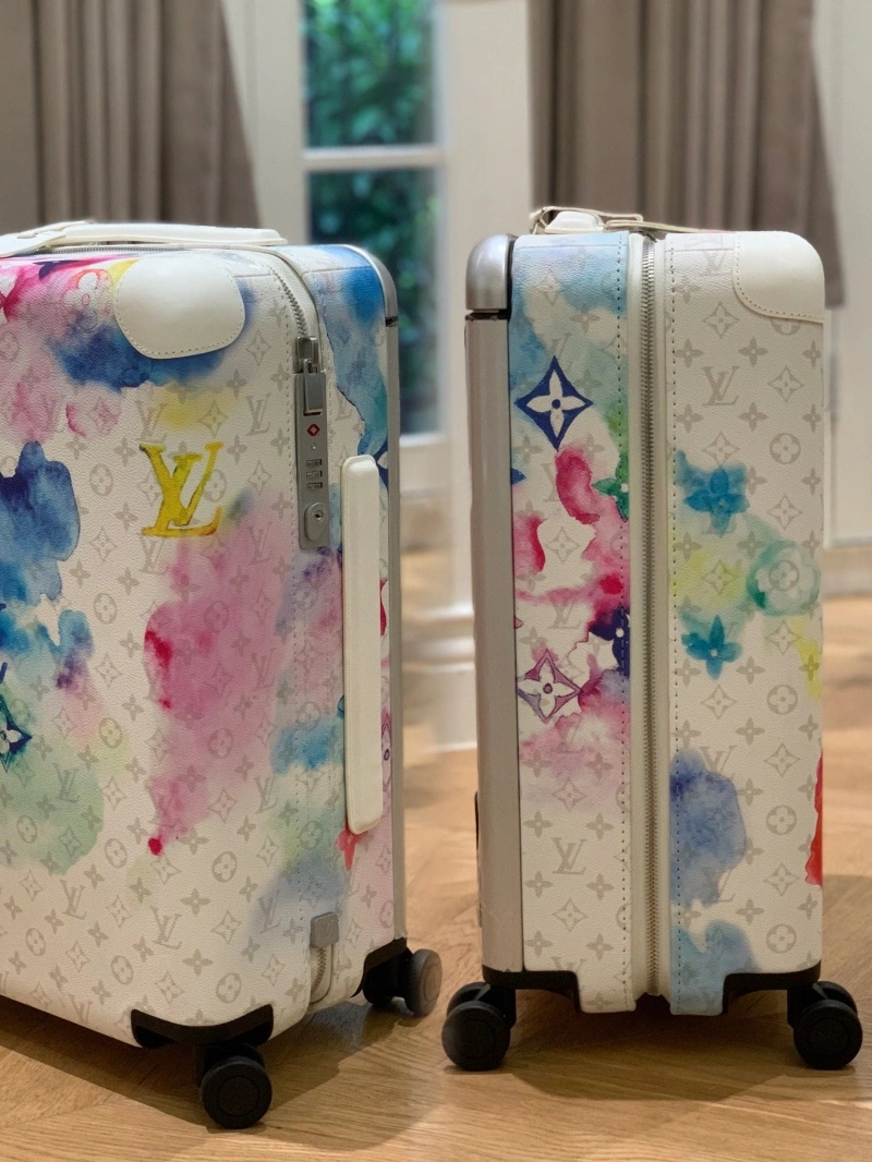 Compact LX Suitcase 25671