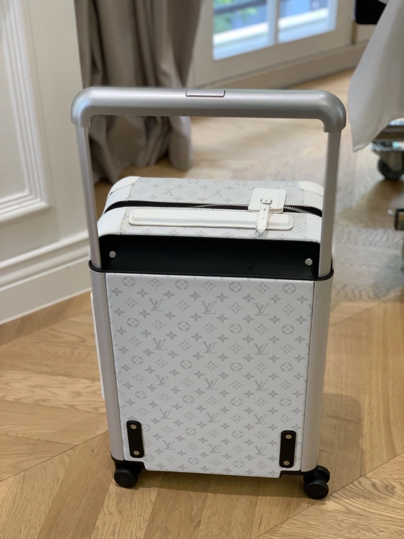 Soft LX Suitcase 25647