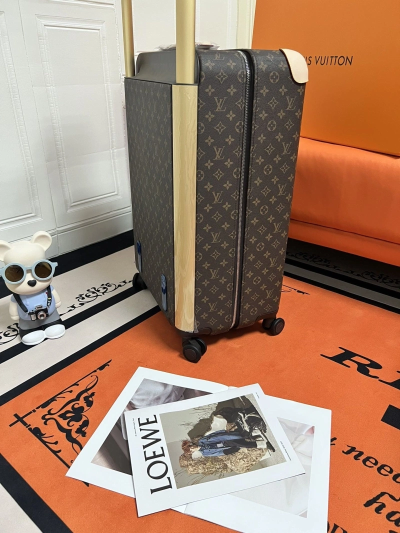 Compact LX Suitcase 25625