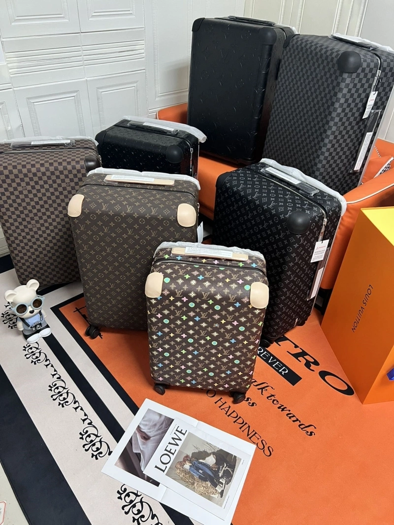 Compact LX Suitcase 25625