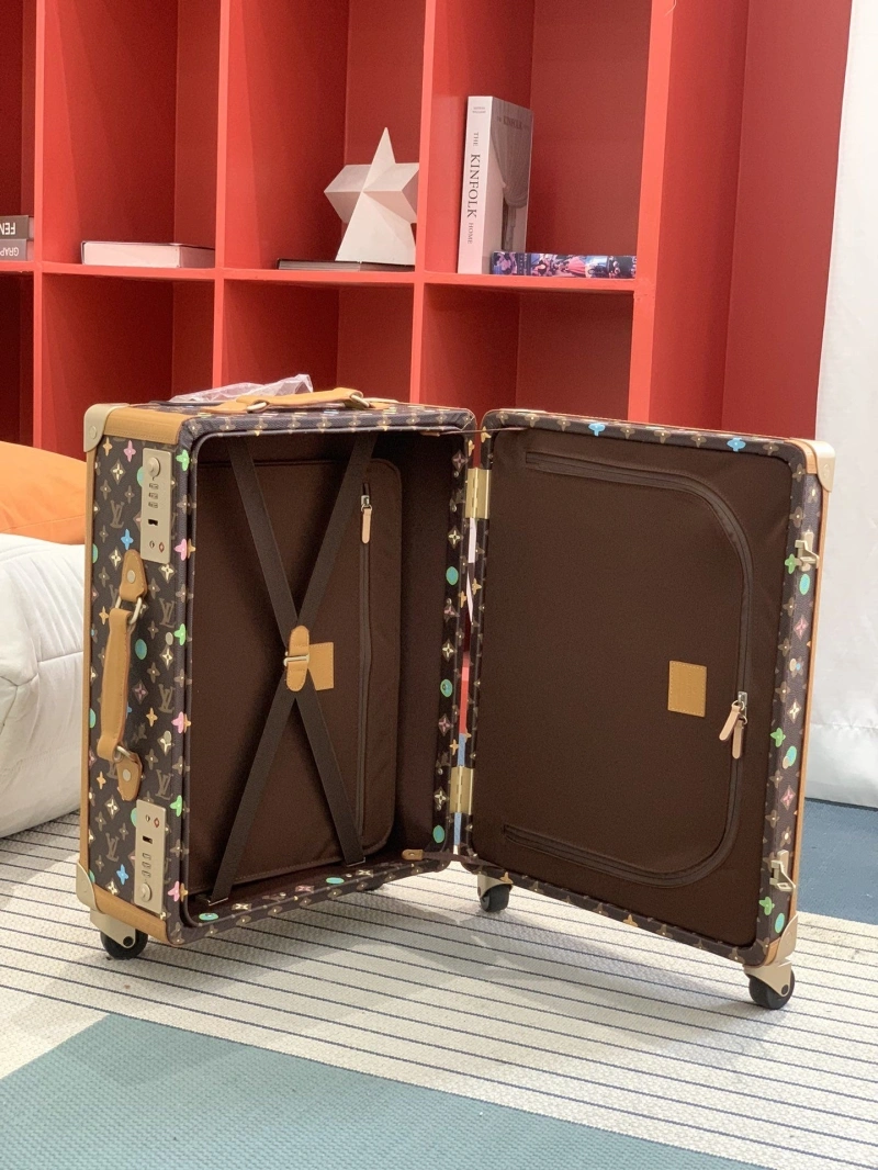 DailyWear LX Suitcase 25619