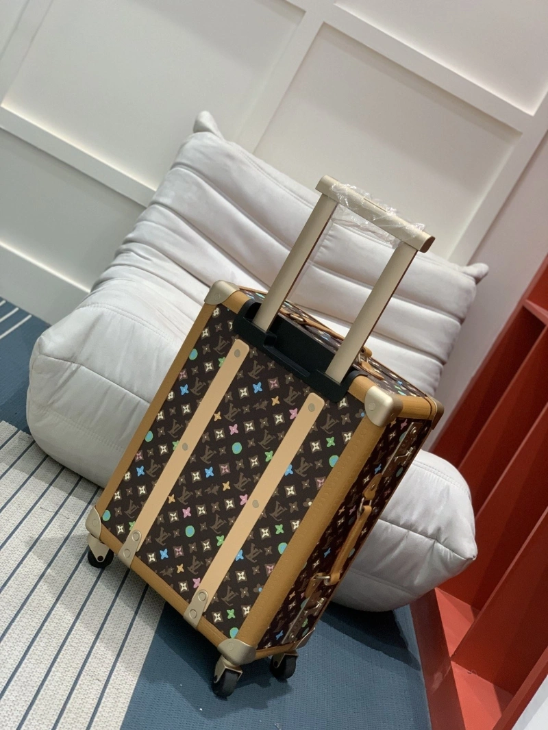 DailyWear LX Suitcase 25619