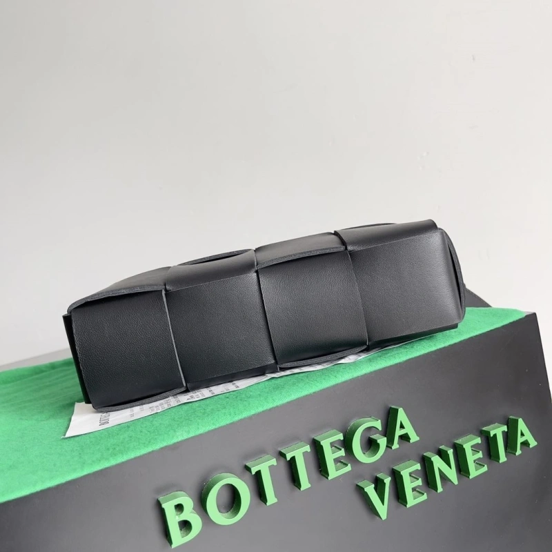 Minimalist BX Top Handle Bags 81245