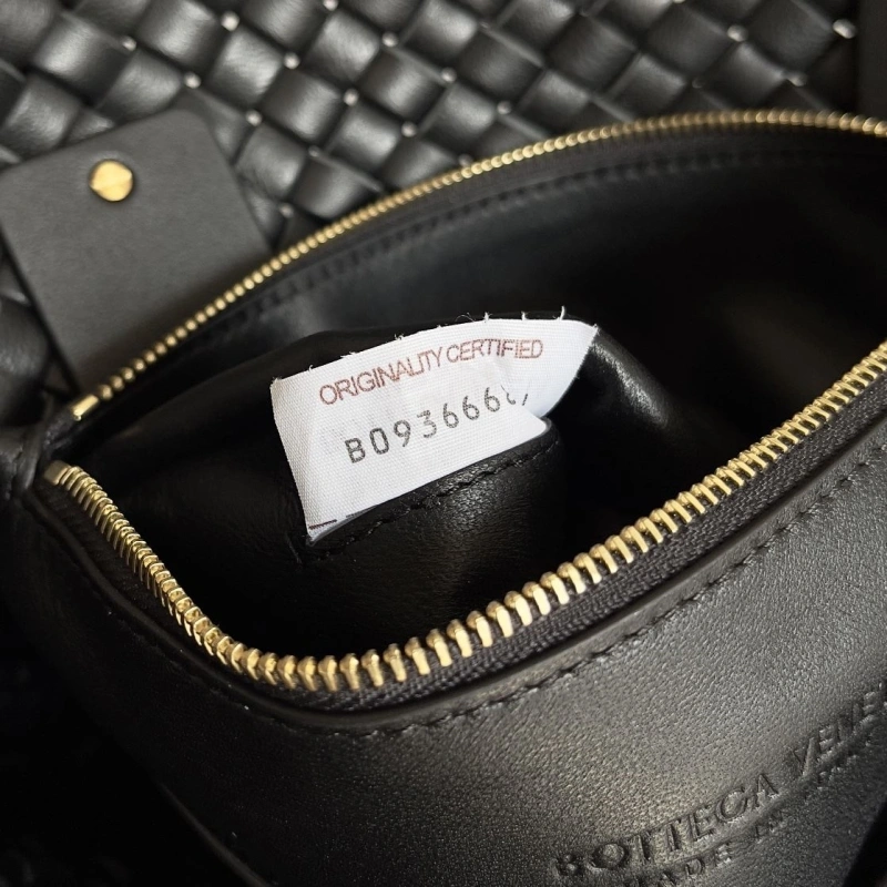 Lightweight BX Top Handle Bags 81251