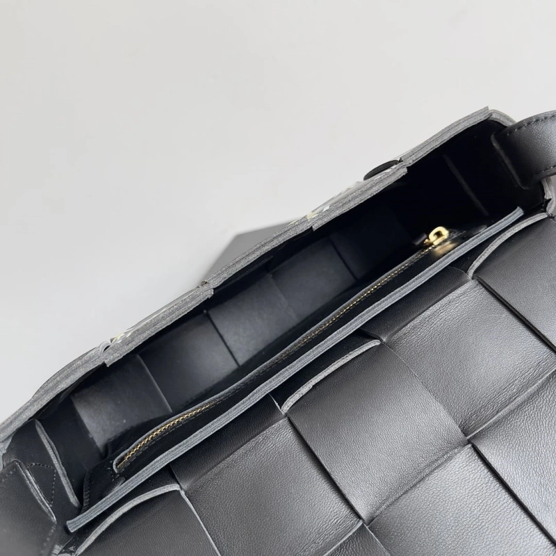 BX Satchel Bags Sleek 81292
