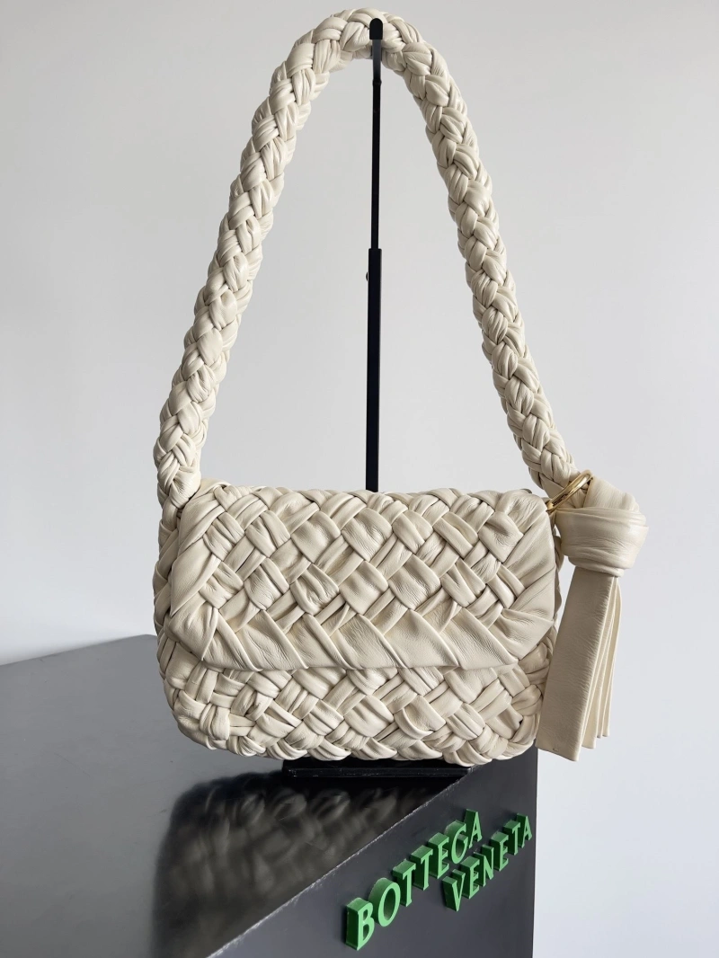 DailyWear BX Top Handle Bags 81132
