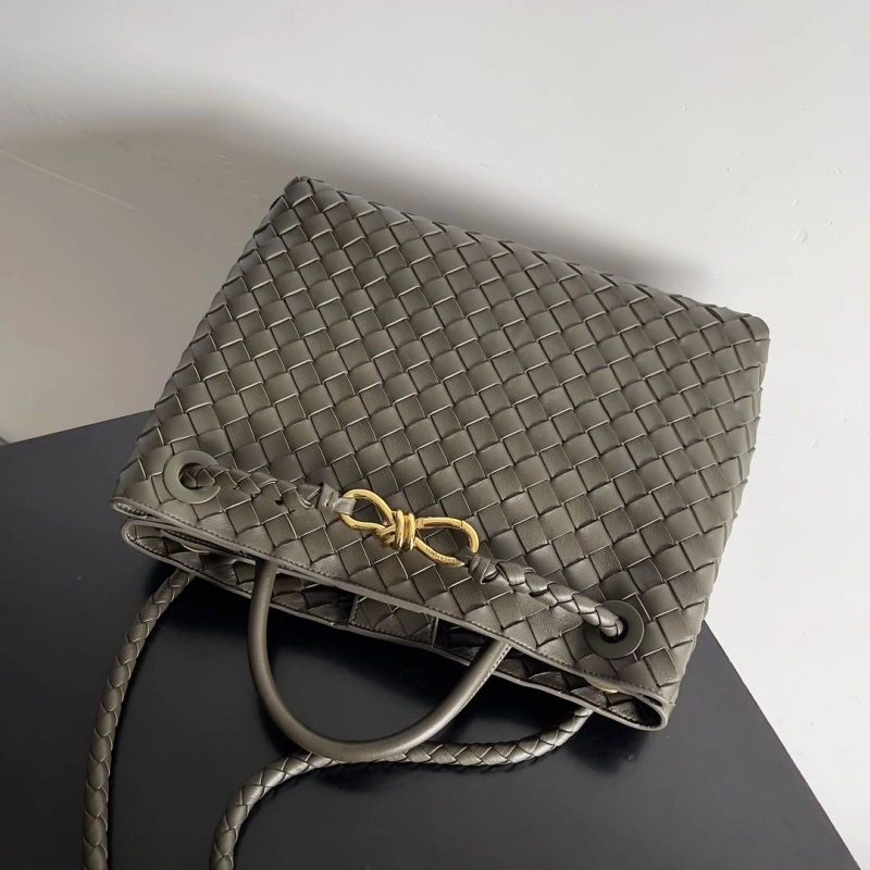 Vibrant BX Top Handle Bags 81142