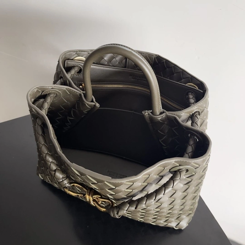 Vibrant BX Top Handle Bags 81142