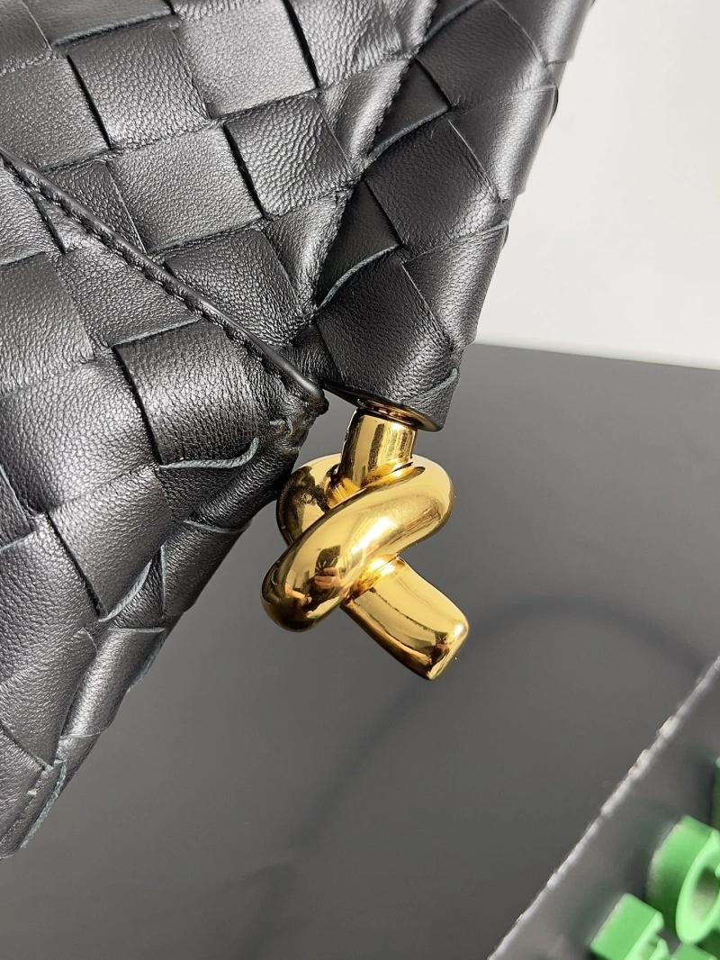 BX Top Handle Bags ModernLook 81130