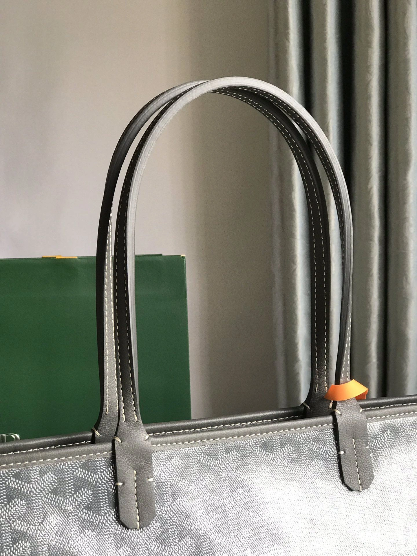 Cozy Gxyxrd Top Handle Bags 83148