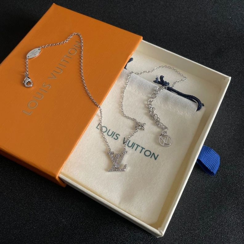 Trendy LX Necklaces 309381