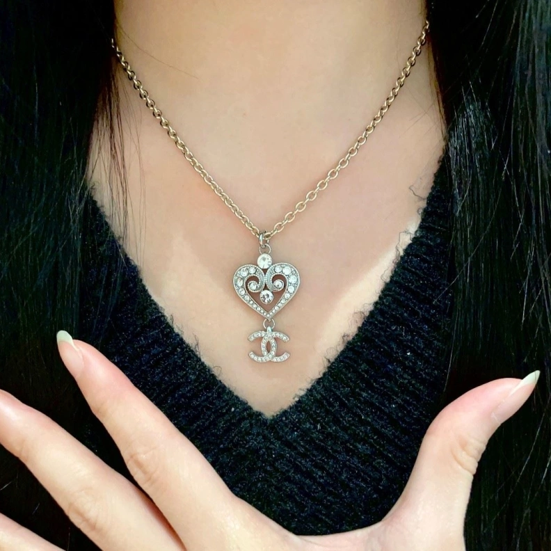 Refined Chxnxl Necklaces 286921