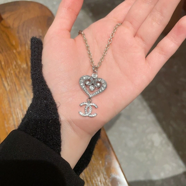 Refined Chxnxl Necklaces 286921