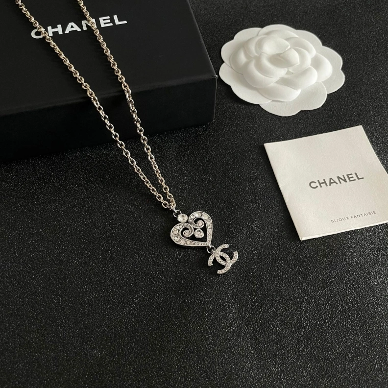 Refined Chxnxl Necklaces 286921