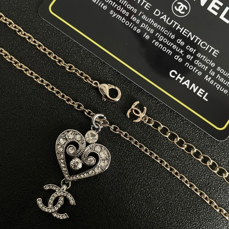 Refined Chxnxl Necklaces 286921