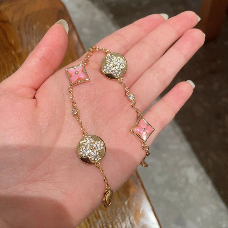 Refined LX Bracelets 309581